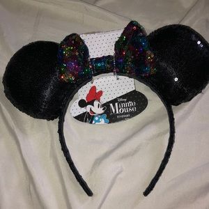 Minnie Mouse headband